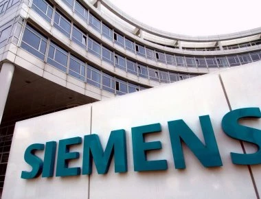 Σκάνδαλο Siemens: Ξεκίνησαν οι απολογίες - Άγνοια για τα «μαύρα ταμεία» δηλώνει ο πρώην πρόεδρος